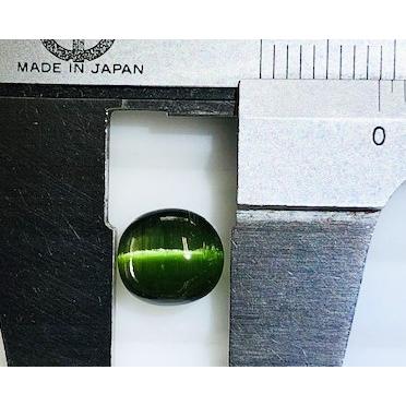 トルマリンキャッツアイ　2.68ct　ルースの画像