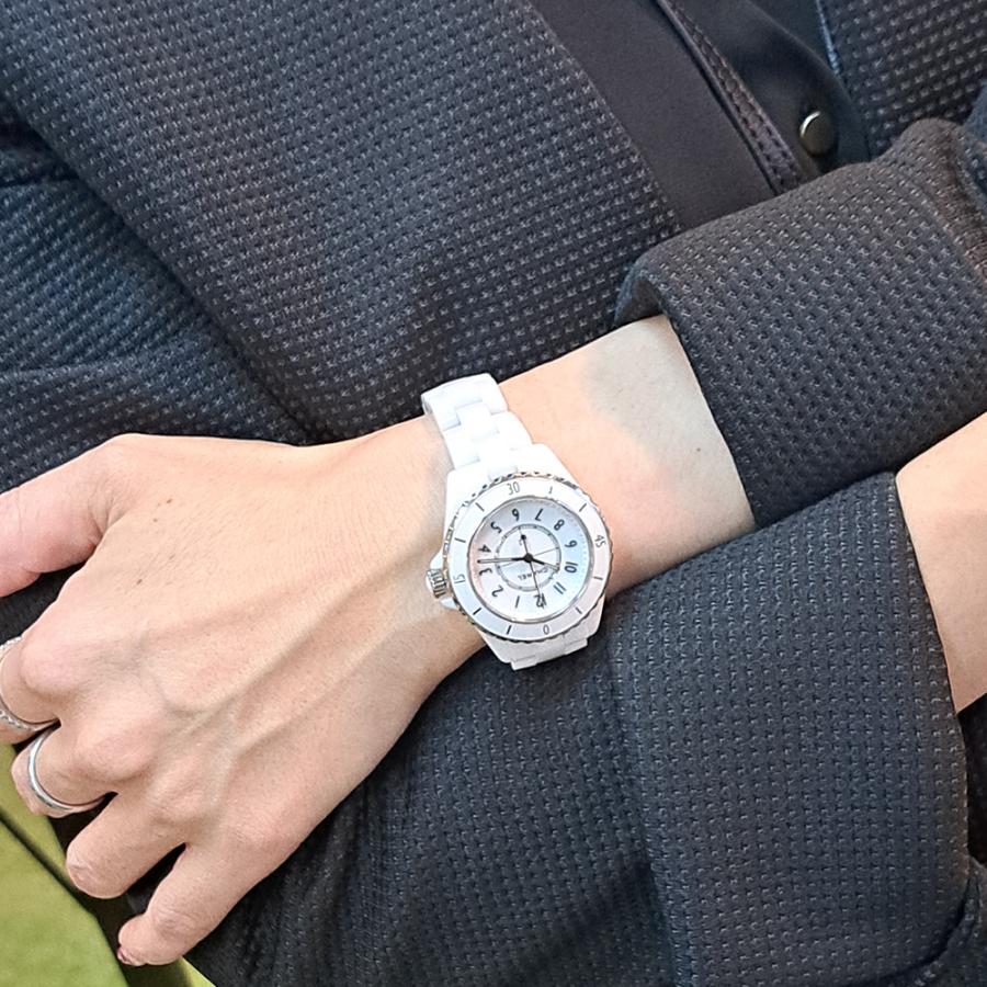 J12 シャネル 新型 H5698 33mm ホワイトセラミック 美品 レディース