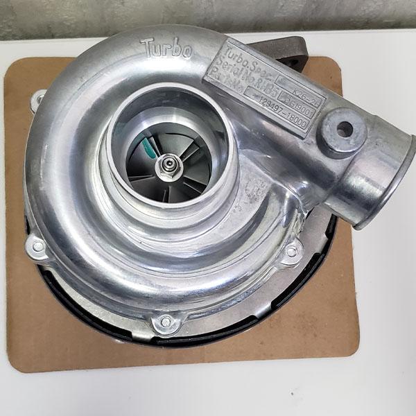 返却不要新品 ヤンマーターボ 4JH-TE, 4JH-TZ 129497-18000 返却不要新品 ヤンマーターボ 4JH-TE, 4JH-TZ 129497-18000