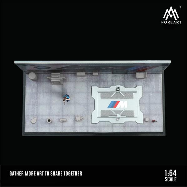 新発売MoreArt 1/64【日本の商業ビル】ジオラマ駐車場 付き