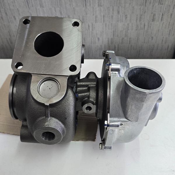 受注品新品 Yanmarマリンターボ RHC61W VC240101 ヤンマー 119173