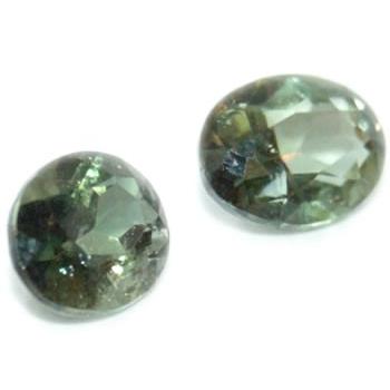 コーネルピン 0.847ct ペアルース オーバルシェイプカット : 宝飾 