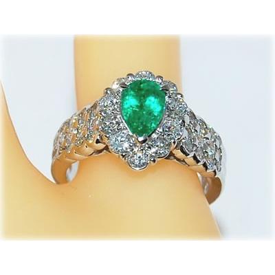 ペアシェイプカット エメラルド-0.81ct&ダイヤモンド ゴージャス 
