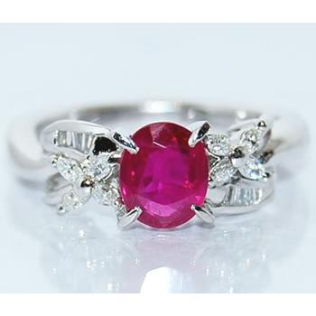 オーバルカット ルビー-1.02ct＆ダイヤモンド プラチナ デザイン 