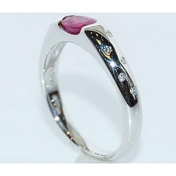 オーバルカット ルビー-0.61ct＆ダイヤモンド プラチナ シンプル デザインリング (指輪)の画像