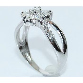 Ginger掲載商品 花をモチーフにした可愛いリングです 天然 指輪 リング プラチナ モチーフデザイン フラワー 花 ダイヤモンド 0 50ct レディースアクセサリー