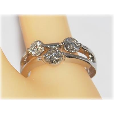 ダイヤモンド-1.003ct/SI-1 スリーストーン/トリロジー デザイン 