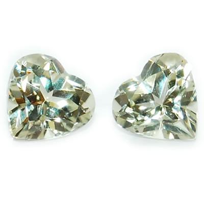ダイアスポア (サライト) カラーチェンジ ペアルース 1.74ct ハート 