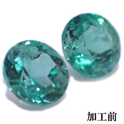 K18 グリーン パライバトルマリン 0.51ct ラウンドカット オリジナル フラワー爪 デザイン スタッドピアスの画像