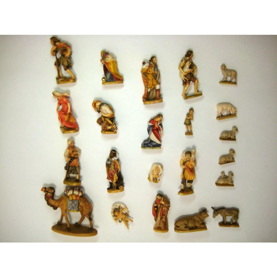 プレゼピオ　キリスト降誕　人形セット Amazon.co.jp: 創業100年木彫りブランド《レーピ》クリスマス