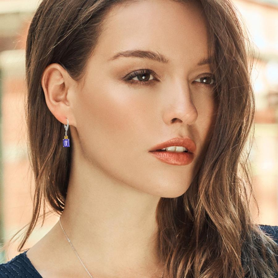 天然 タンザナイト ピアス レディース 天然石 12月 誕生石 ブランド     商品情報    12月の誕生石、天然のタンザナイトを贅沢に使った大粒のぶら下がりピアス。 2.3カラット 天然タンザナイト