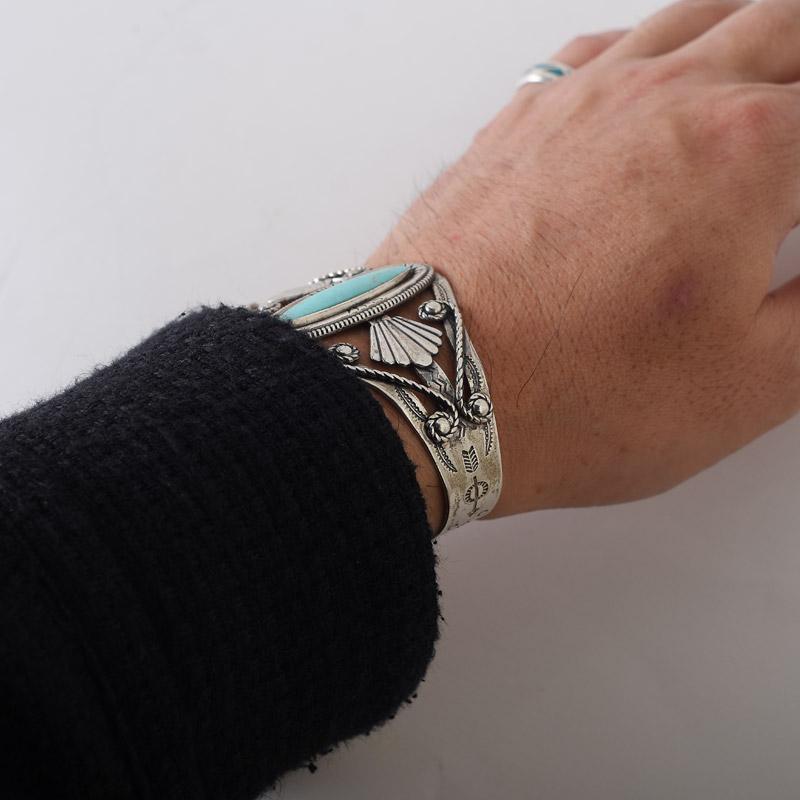 NAVAJO（ナバホ） Vintage Fred Harvey Bell Trading Post Cuff