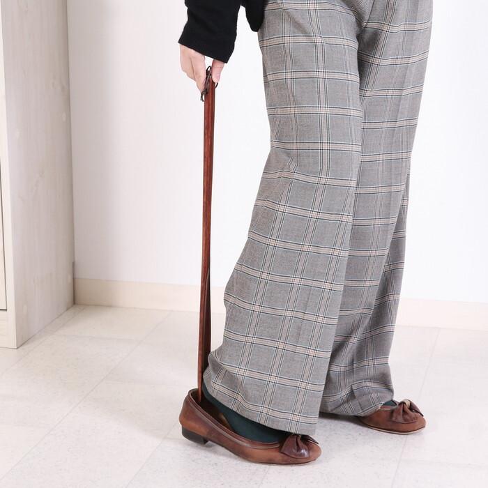 靴べら ヘレナ 柯木 55cm BR ブラウン 完成品 W40×D550×H18mm 0.08kg fj-17543 送料無料 北欧 モダン 家具 インテリア ナチュラル テイスト 新生活 オスス |  | 05