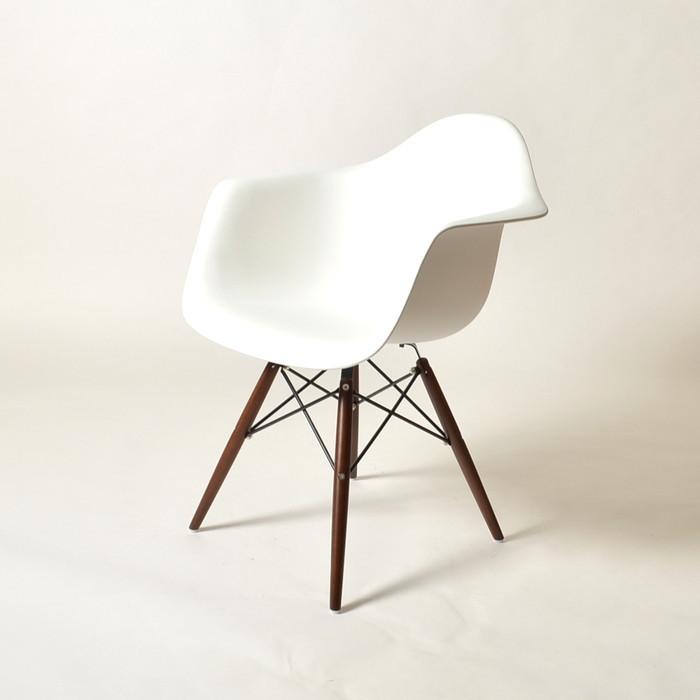 チャールズ&レイ・イームズ DAWシェルチェア 楽天市場】Charles＆Ray Eames チャールズ&レイ イームズDAW アーム