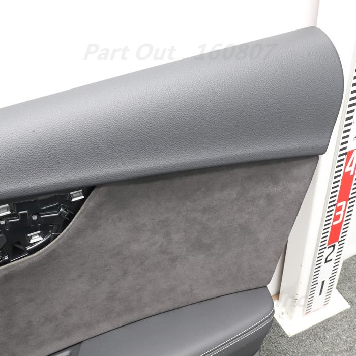 Audi（アウディ） [A-45] S5 F5 右リアドアトリム 内張り 8W8867304D 