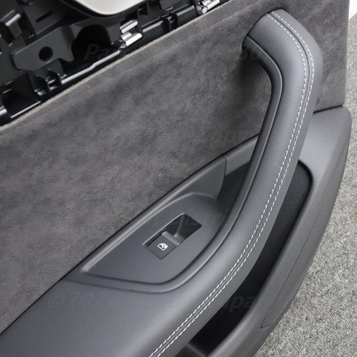 Audi（アウディ） [A-45] S5 F5 左リアドアトリム 内張り 8W8867303D 