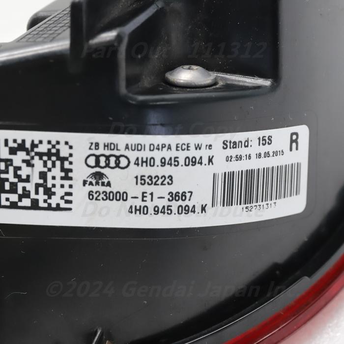 Audi（アウディ） [A-46] A8 4H D4 後期 右 テールライト テールランプ