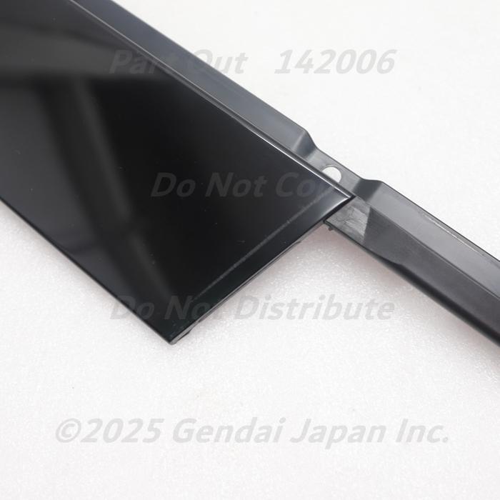 [A-47] S8 4H 後期 右フロントドア Bピラートリム 4H0837902B 5FQ グロスブラック アウディ D4 A8 4HCTFF 中古の画像