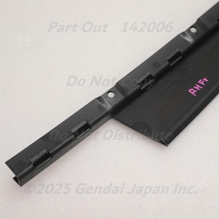 [A-47] S8 4H 後期 右フロントドア Bピラートリム 4H0837902B 5FQ グロスブラック アウディ D4 A8 4HCTFF 中古の画像