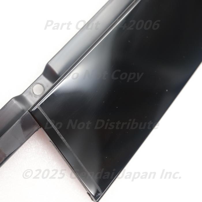 [A-47] S8 4H 後期 右リアドア Bピラートリム 4H0839902B 5FQ グロスブラック アウディ D4 A8 4HCTFF 中古の画像