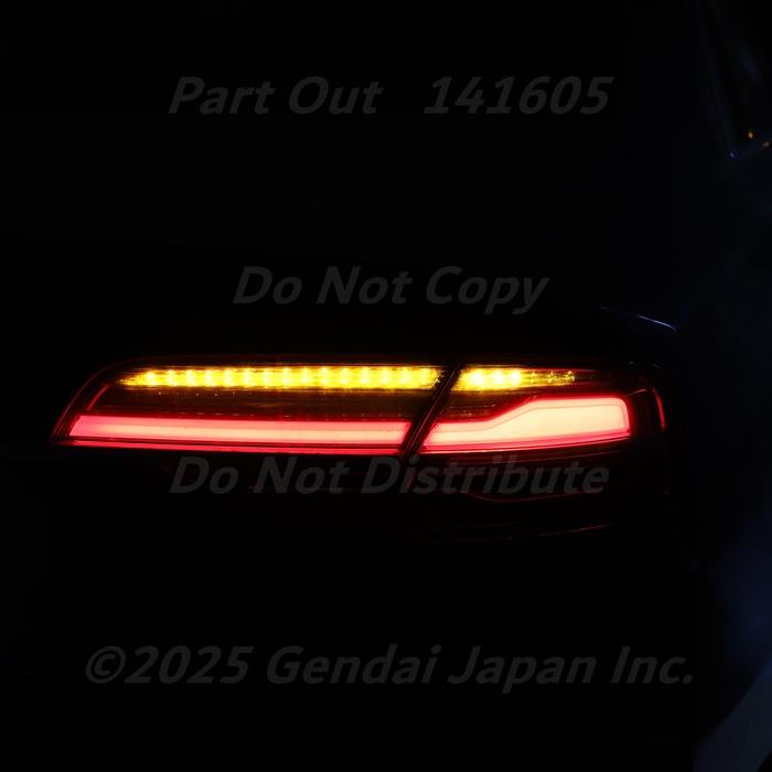 【専用】KAZU様 3点おまとめ A-47] S8 4H 後期 右 LED テールライト テールランプ テールレンズ
