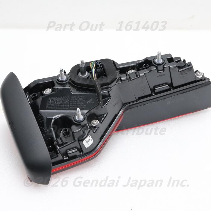 Audi（アウディ） [A-49] RS4 B9 8W 右 テールライト テールレンズ