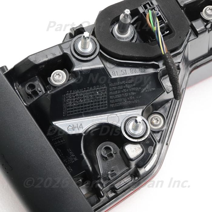 Audi（アウディ） [A-49] RS4 B9 8W 右 テールライト テールレンズ
