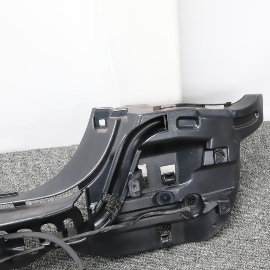 BMW [B-18]BMW F01 750i リアバンパーリテーナー 51127301225