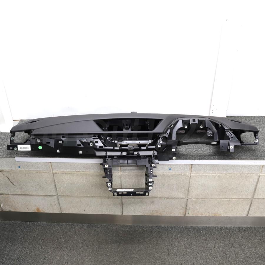 BMW [B-20]X1 E84 xDrive 20i LCI ダッシュボード 51452991242 後期
