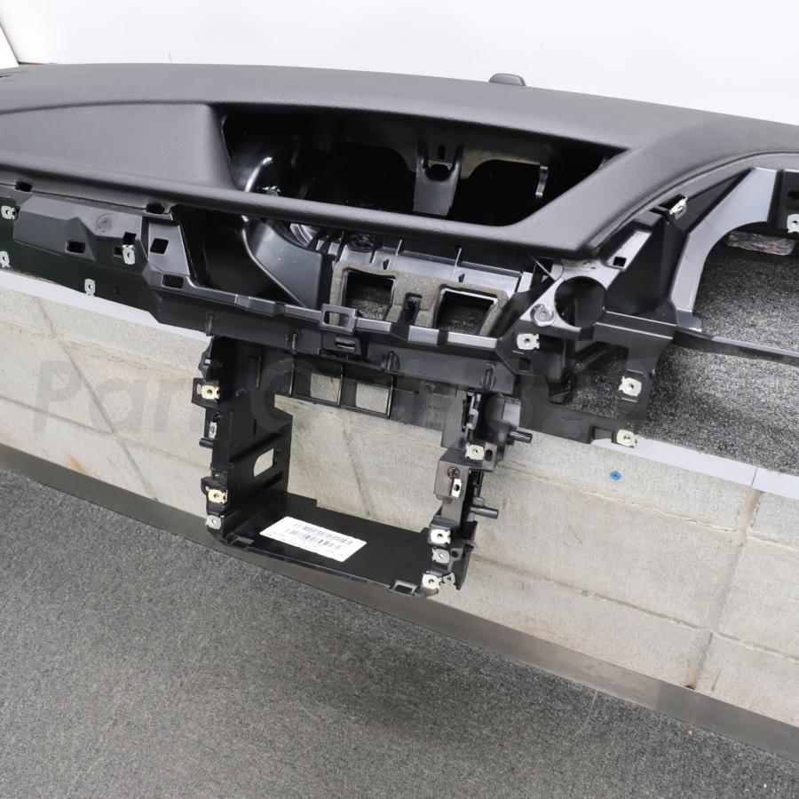 BMW [B-20]X1 E84 xDrive 20i LCI ダッシュボード 51452991242 後期