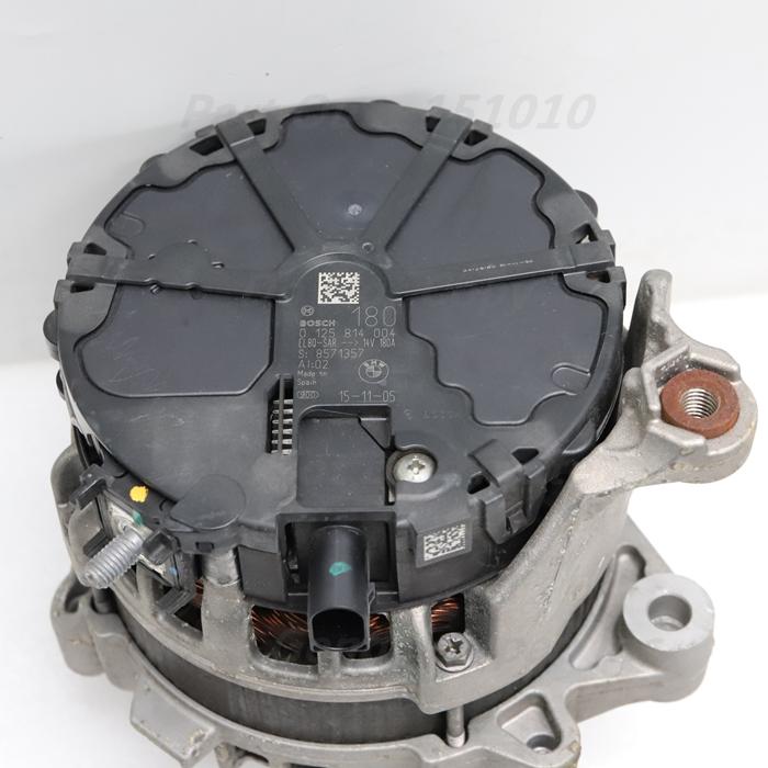 引き取り限定！ Z4 オルタネーター　BU30 BMW [B-25] 740i G11 7A30 オルタネーター 12318571357 12318635552