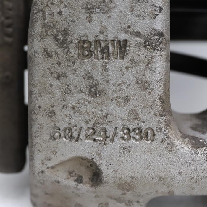 [B-28] G30 523D Mスポーツ 右フロントキャリパー 34106872800 G20 G21 G01 G31 JF20 BMW 中古の画像