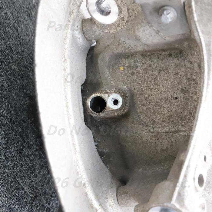 [B-28] G30 523D Mスポーツ 左リア ホイールキャリア ハブ ナックル 33306866335 33406899175 JF20 BMW 中古_12