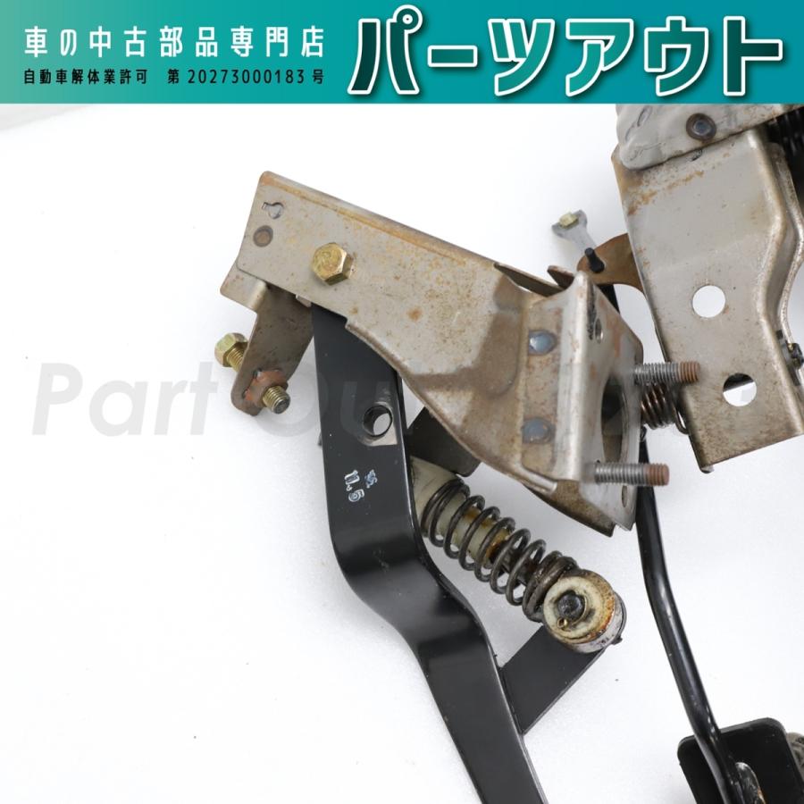 三菱 [C-61]エボ4 CN9A アクセルペダル ブレーキペダル クラッチ