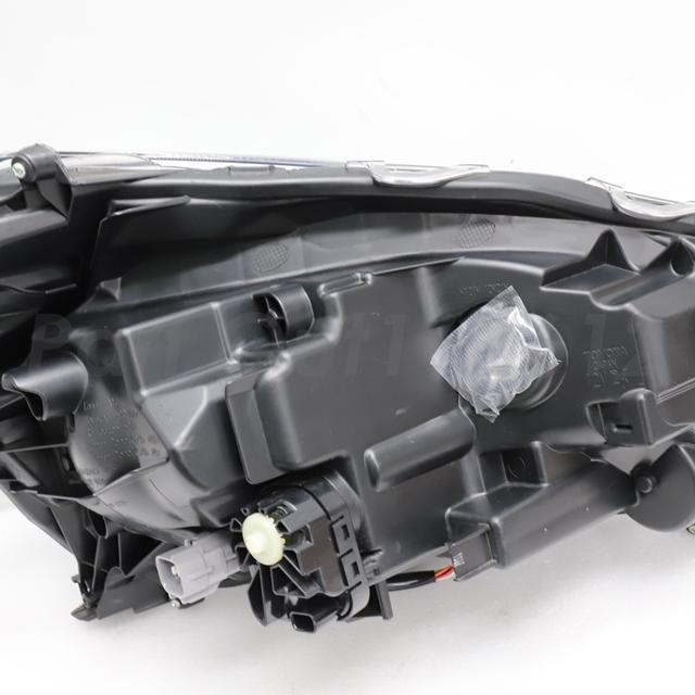 トヨタ（TOYOTA） 【中古】 シエンタ NSP170G 左ヘッドライト 81170