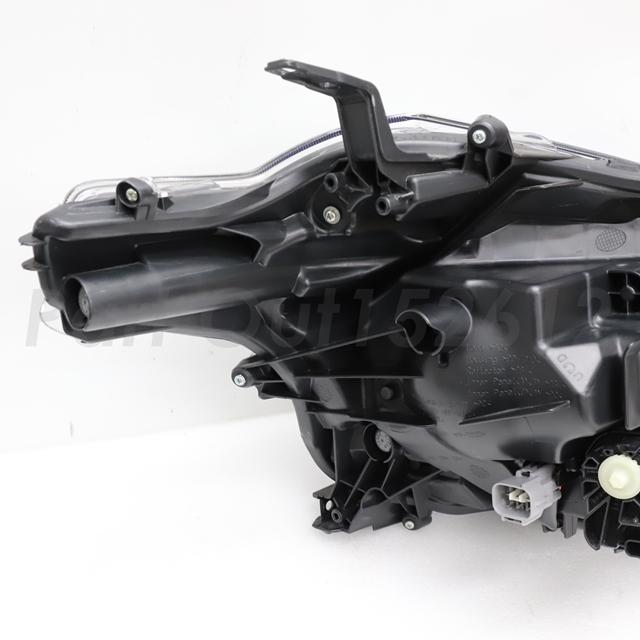 トヨタ（TOYOTA） 【中古】 シエンタ NSP170G 左ヘッドライト 81170