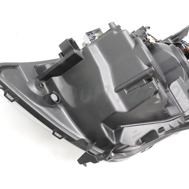 トヨタ 【中古】 ヴォクシー 80 前期 左ヘッドライト LED 81170 トヨタ 【中古】 ヴォクシー 80 前期 左ヘッドライト LED 81170