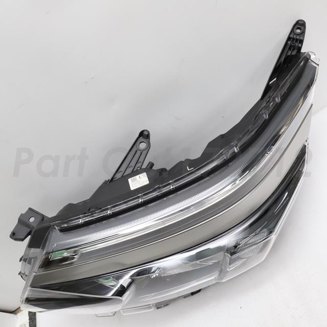 トヨタ 【中古】 ヴォクシー 80 前期 左ヘッドライト LED 81170 トヨタ 【中古】 ヴォクシー 80 前期 左ヘッドライト LED 81170