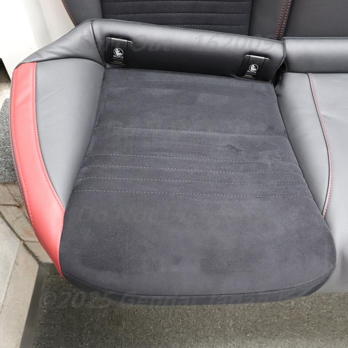 WRX STI [F-17] VAB F型 リアシート 上下セット 後期 スバル 中古 : 車