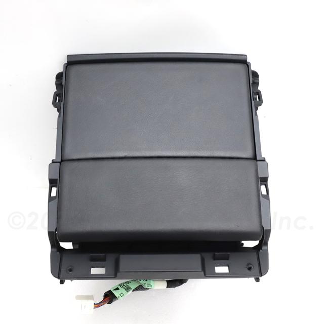 レクサス（LEXUS） [L-17]UVF46 LS600hL 中期 センターコンソール リア