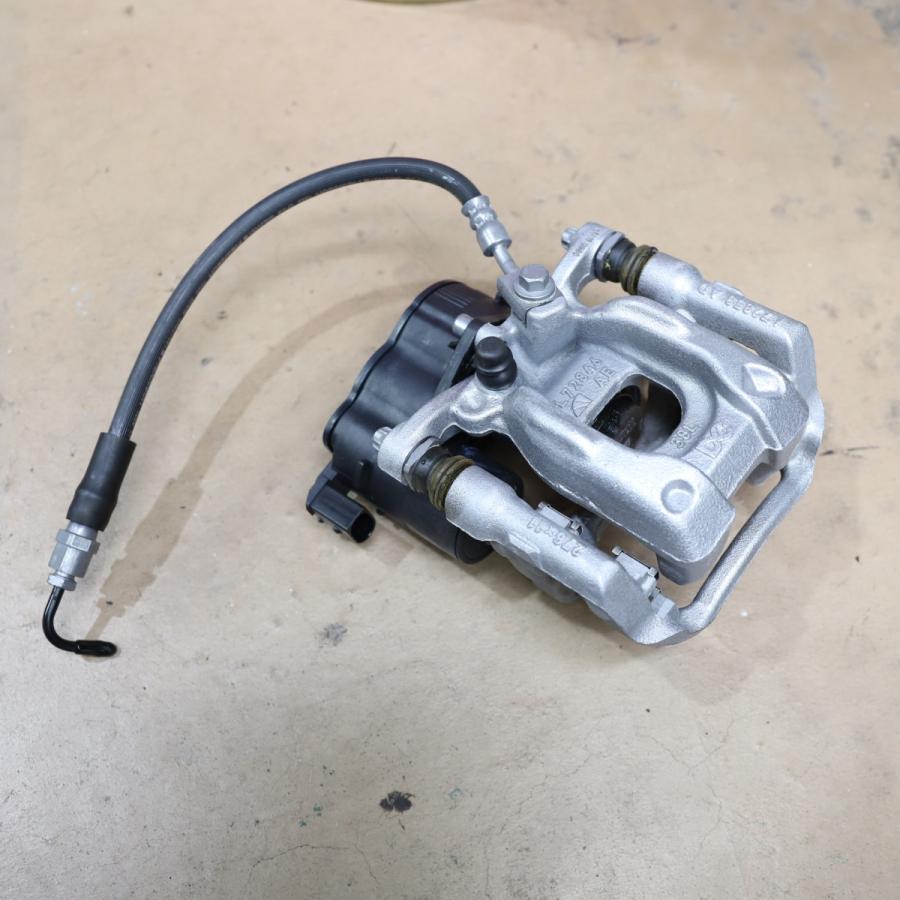 Mercedes-Benz（メルセデス・ベンツ） [M-19]ベンツ W177 A180 左リア