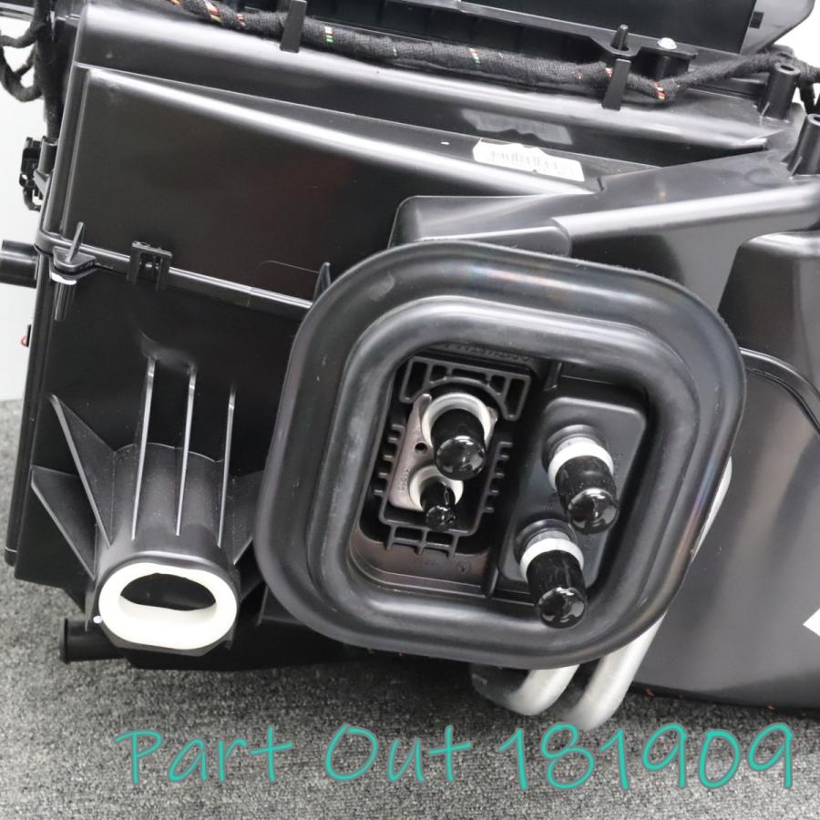 メルセデスベンツ MB W204 エアコンクーリング エアコンユニット ヒーターエアコンユニット Mercedes-Benz（メルセデス・ベンツ） [M-20]ベンツ W177 A200d