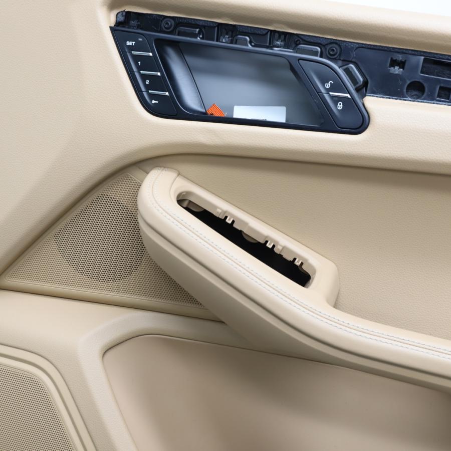 PORSCHE（ポルシェ） [P-12]ポルシェ マカン Macan 95B 右フロント