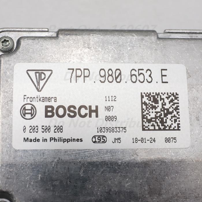 PORSCHE（ポルシェ） [P-16]マカン ターボ 95B フロントカメラ