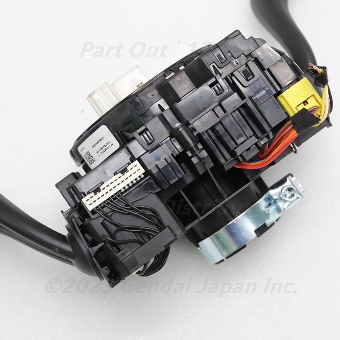 PORSCHE（ポルシェ） [P-16]マカン ターボ 95B ステアリングコラム