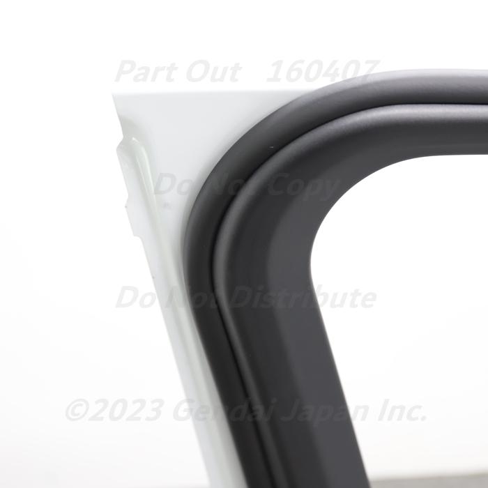 PORSCHE [P-16]マカン ターボ 95B S9R 左フロントドア 95B831021B GRV ポルシェ 95BCTL 中古 : 車 ...