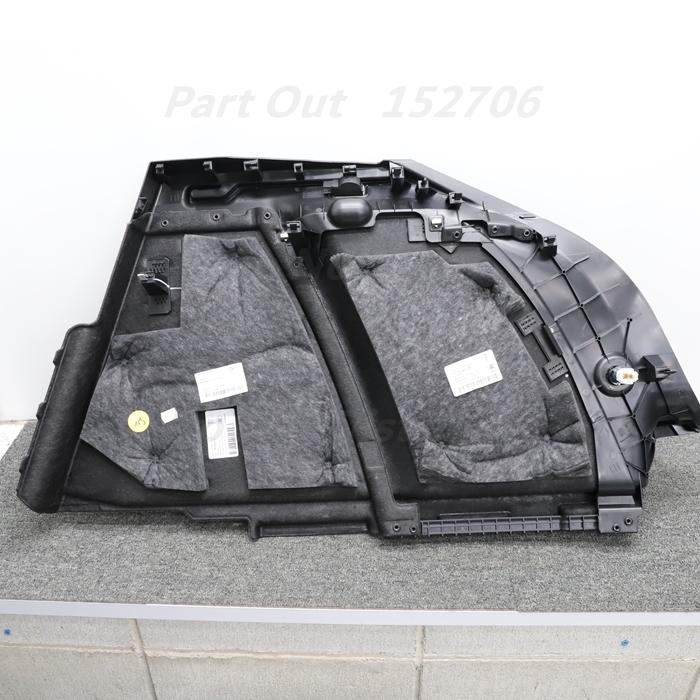 PORSCHE（ポルシェ） [P-16]マカン ターボ 95B 左 クォーターパネル