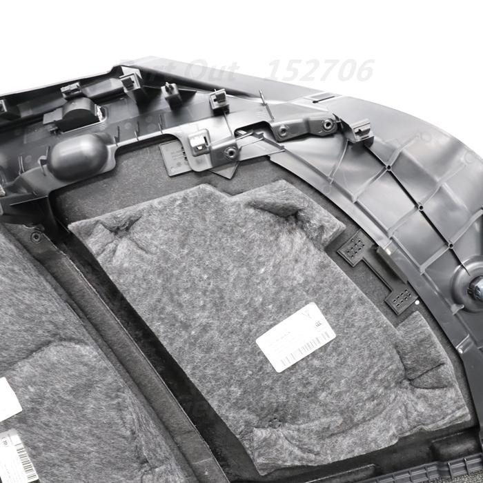 PORSCHE（ポルシェ） [P-16]マカン ターボ 95B 左 クォーターパネル