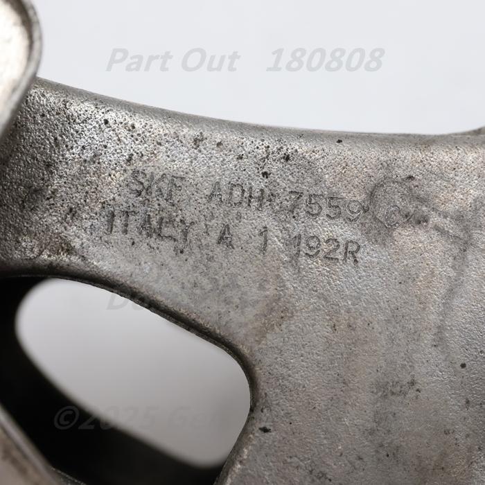 [X-51] フェラーリ ポルトフィーノ 右リア ハブキャリア ナックル 339248 F164BCA FERRARI 中古_4
