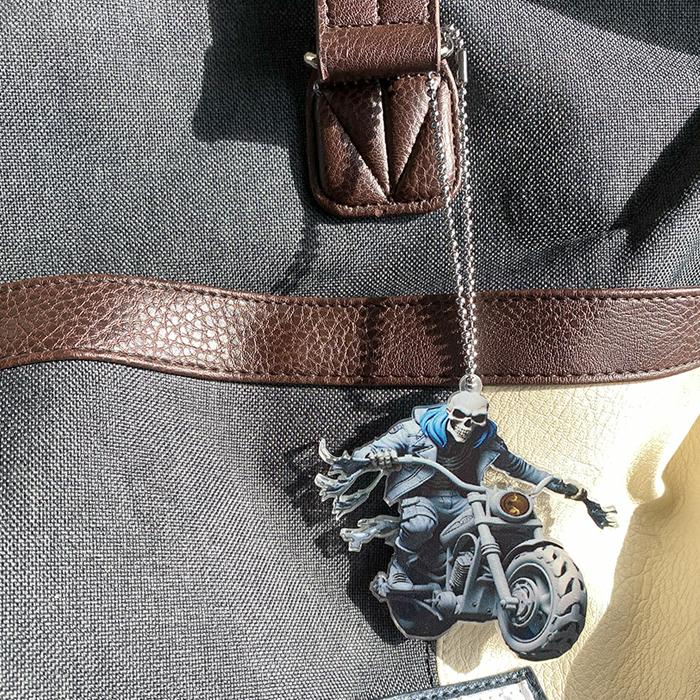 骸骨 キーホルダー ガイコツ 骨 スカル ドクロ アクリル かっこいい